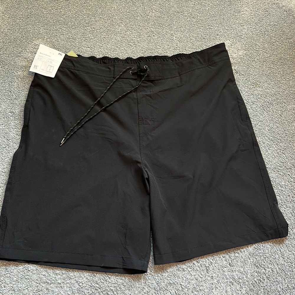 Men’s XXL Black lined Board Shorts